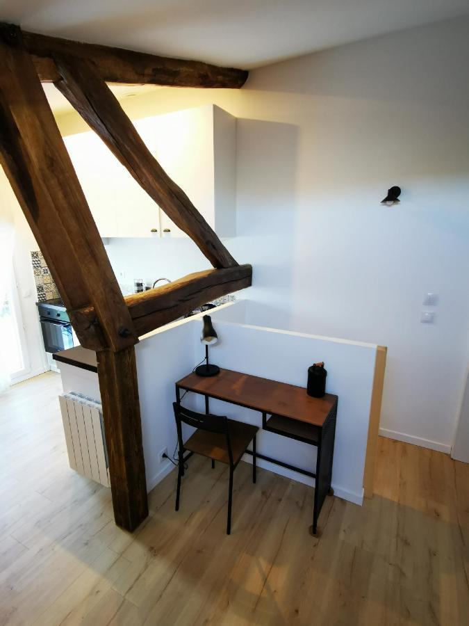 Appartement Neuf Climatise Sous Les Toits La Roche-Chalais Kültér fotó